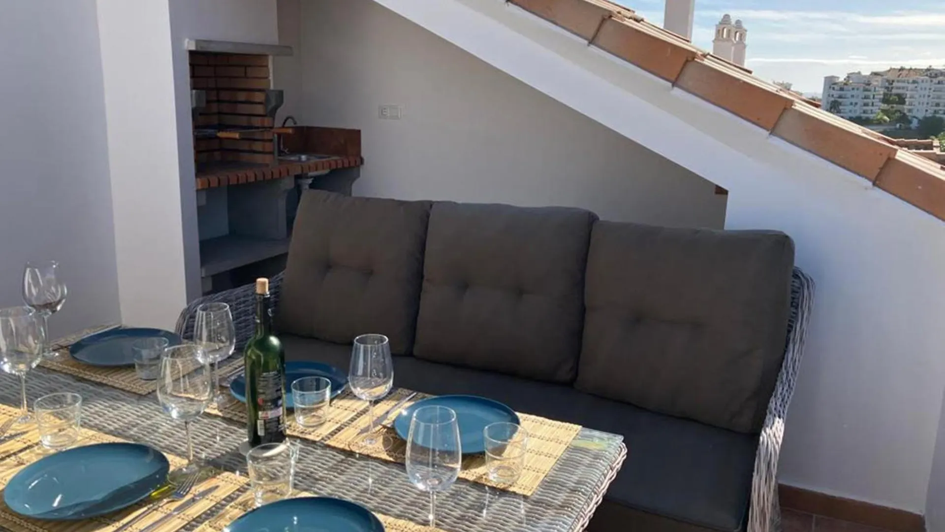 Modern Townhouse In Riviera Del Sol 3 Bed Villa Sitio de Calahonda